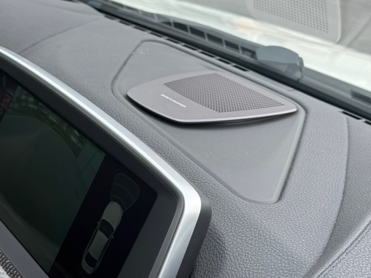 BMW M6 2013 изображение автомобиля #12