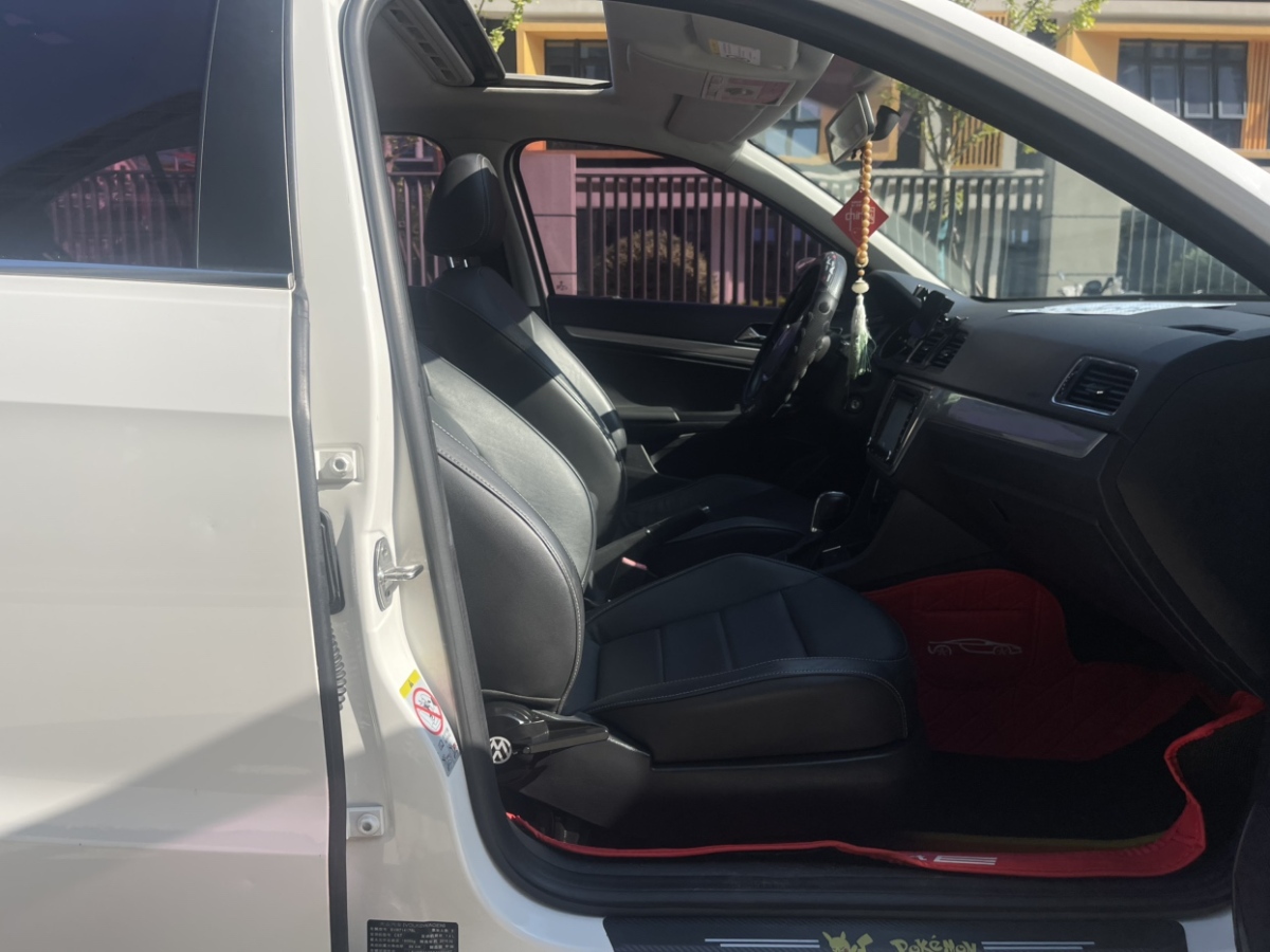 Volkswagen ID.UNYX 06 2016 صورة سيارة #12