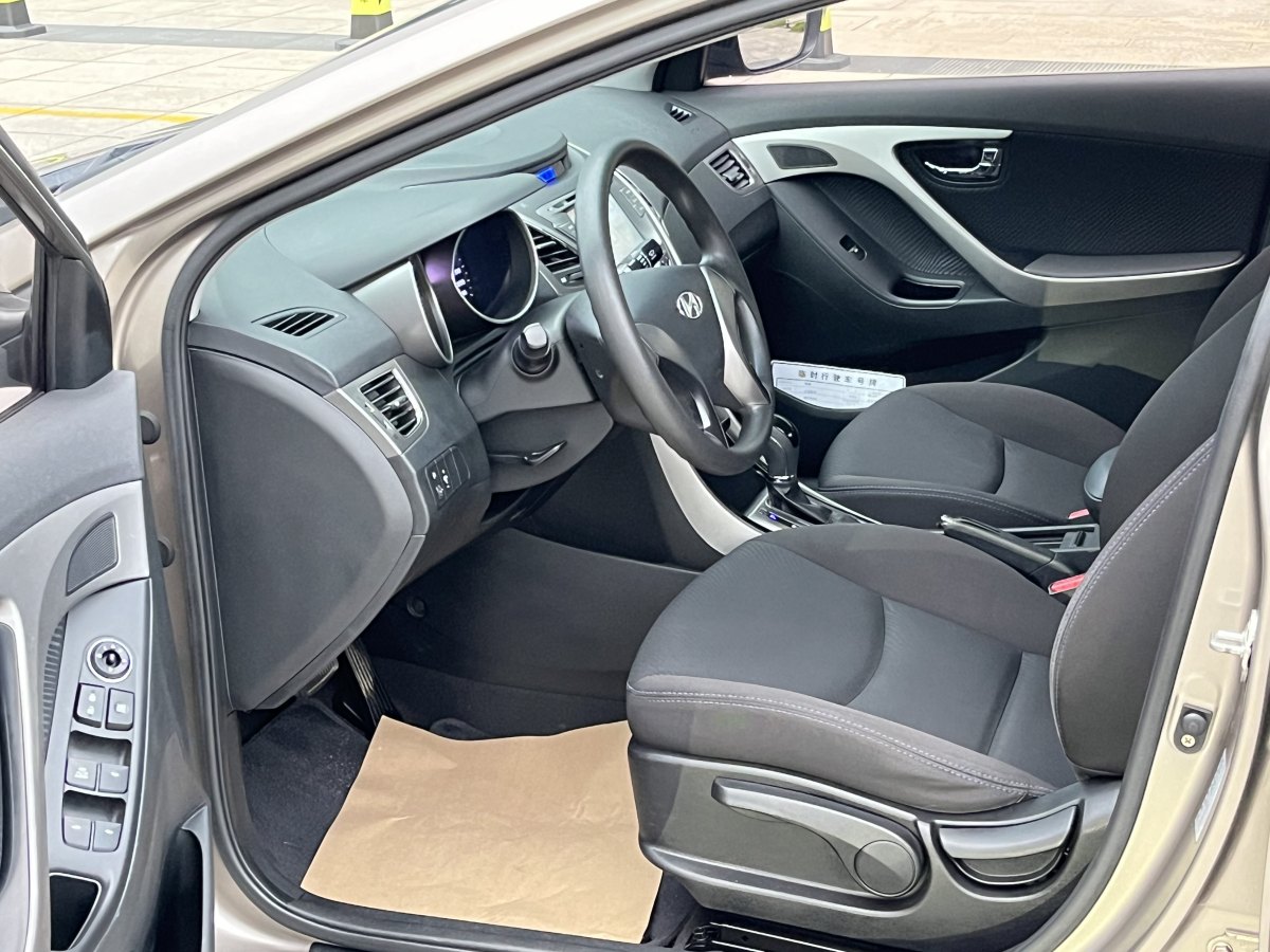 Hyundai Elantra MD 2013 car image #12