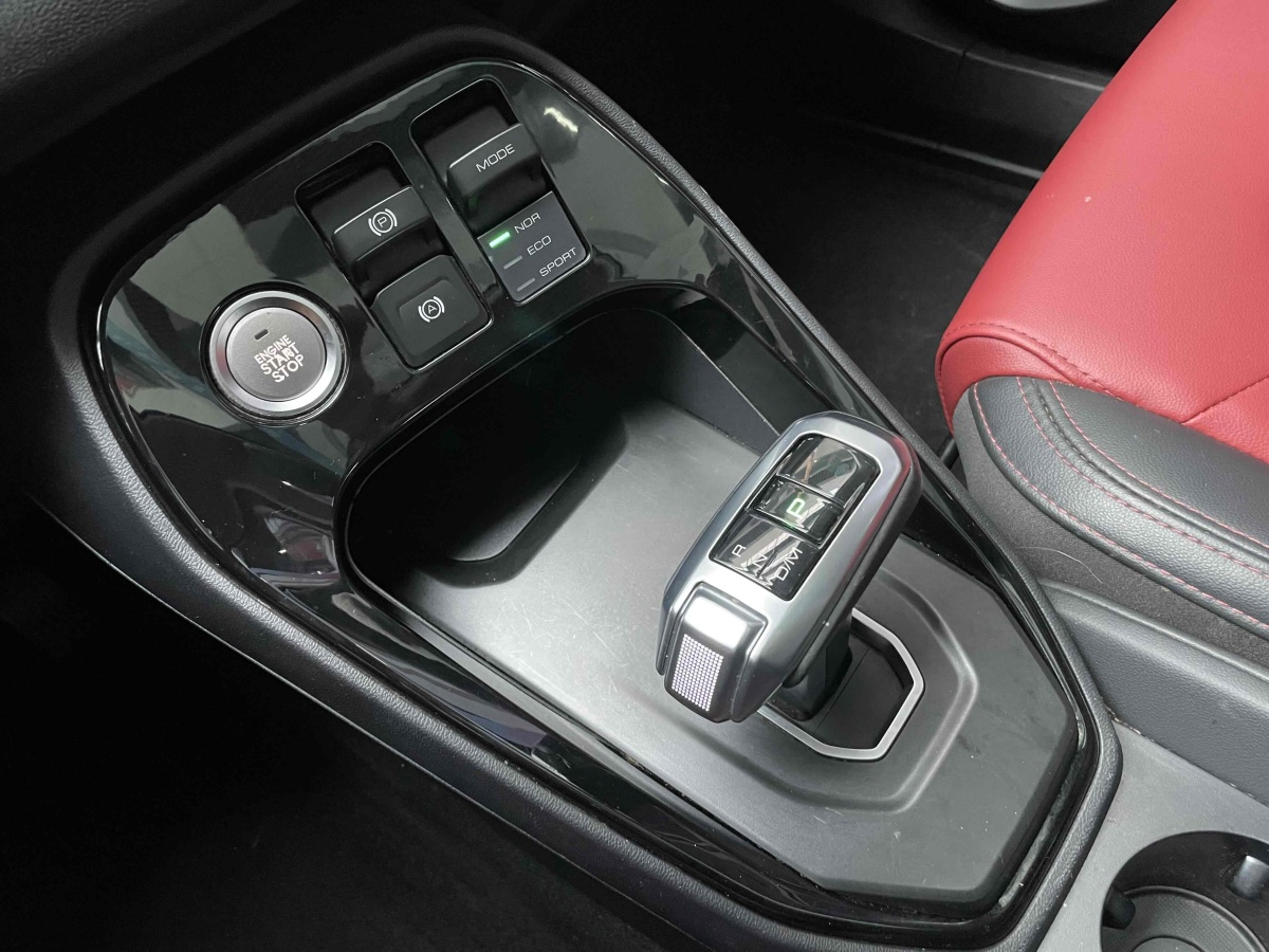 Haval H2 2017 #12 Haval H2 2017 car image #12