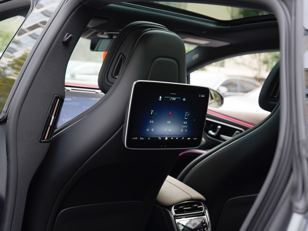 Mercedes-Benz EQS AMG 2024 car image #12