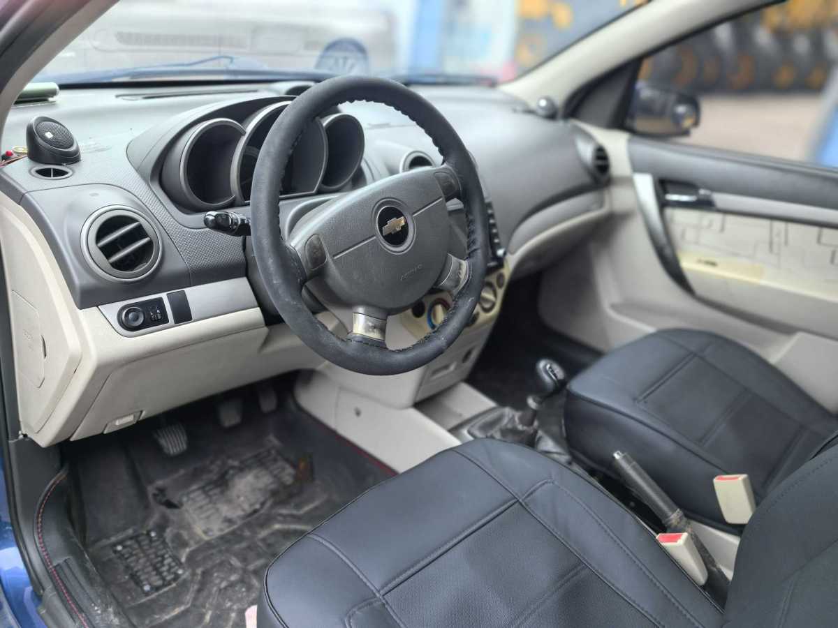 Chevrolet Lova 2010 car image #12