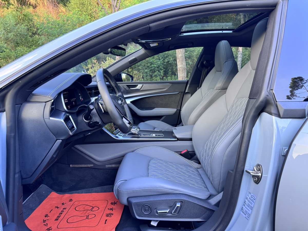 Audi A7L 2024 car image #12