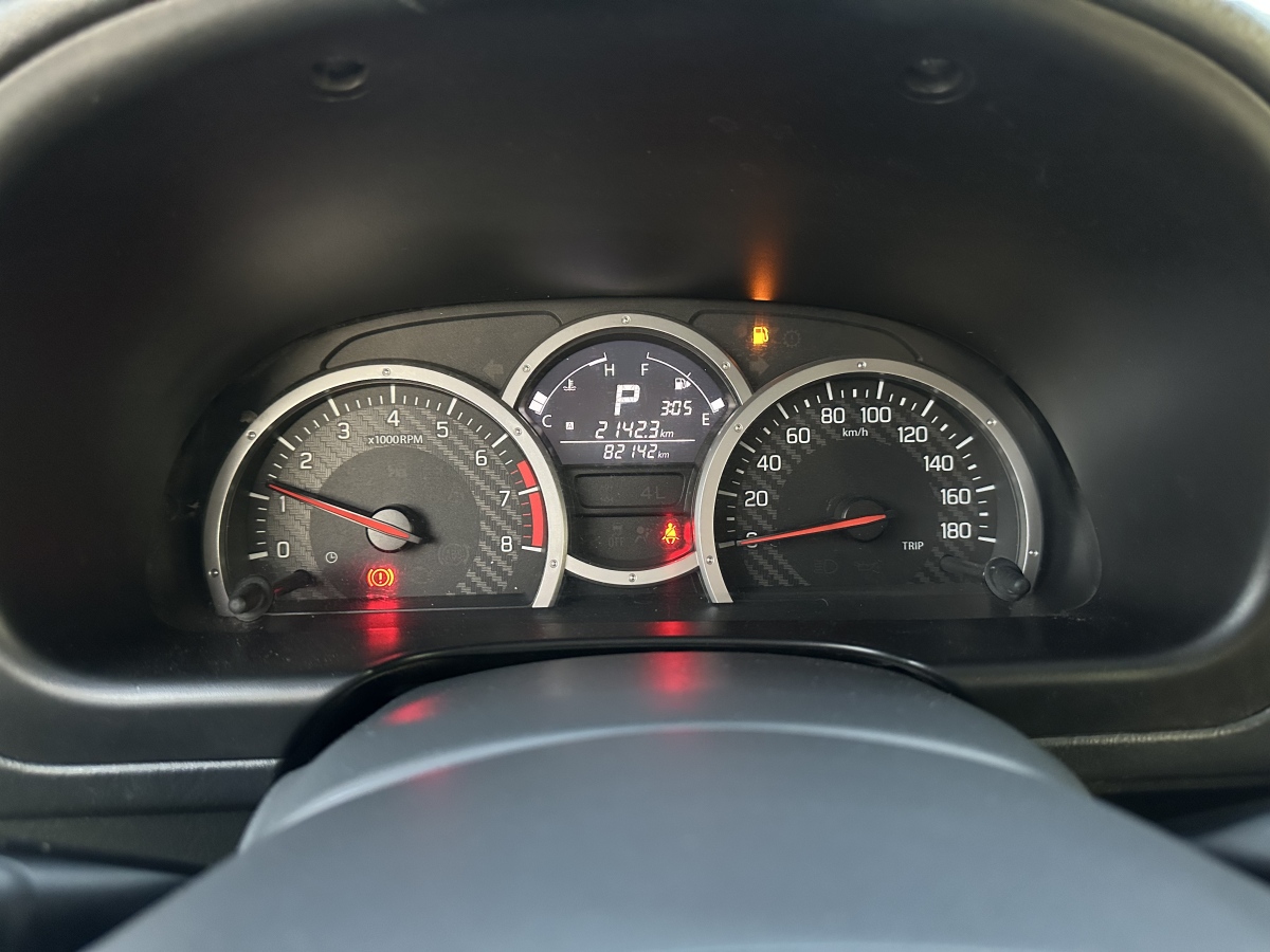 Suzuki Jimny (Imported) 2015 immagine di auto #12