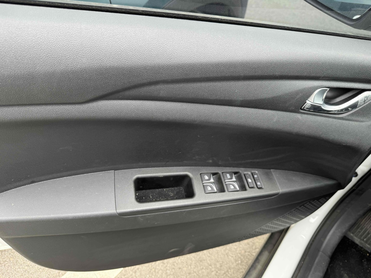 Changan EadoPHEV 2024 #12 Changan EadoPHEV 2024 car image #12