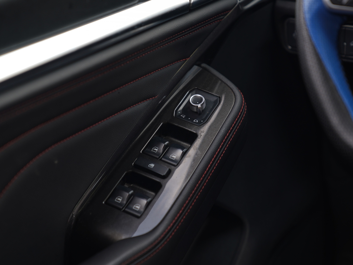 Haval F5 2018 car image #12