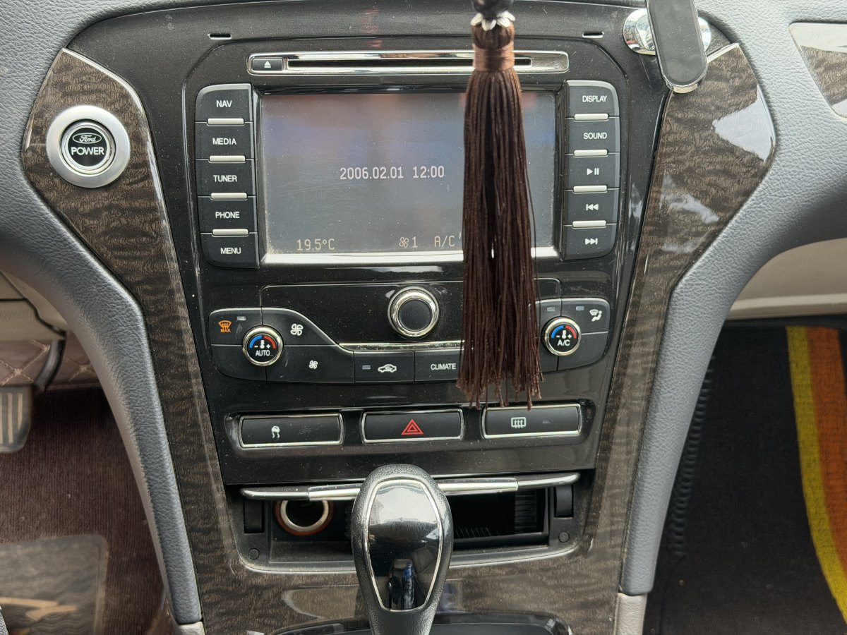 Ford Mondeo-Zhisheng 2012 image de voiture #12