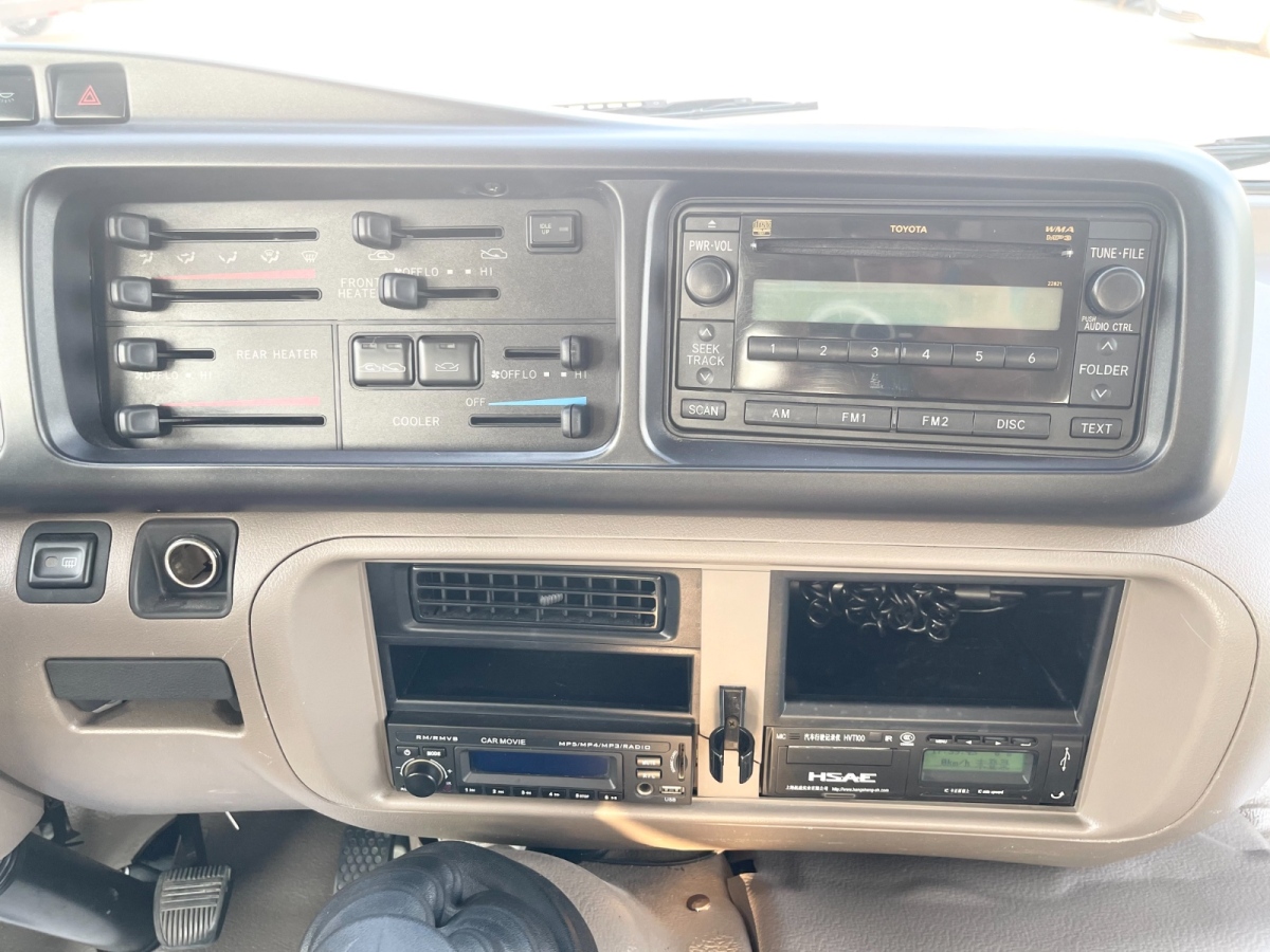 Toyota Coaster 2015 #12 Toyota Coaster 2015 imagen de coche #12