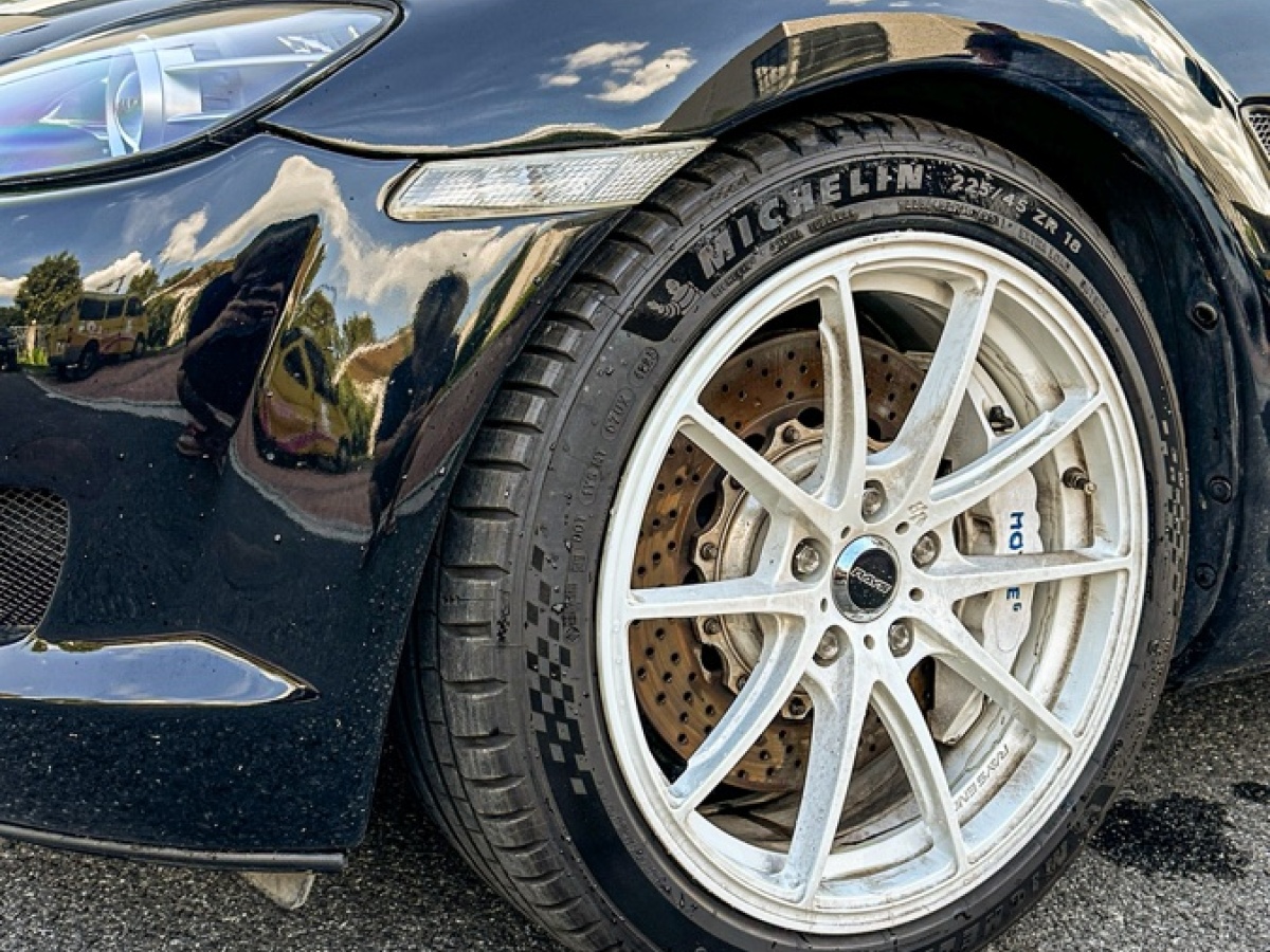 马自达 马自达8(进口) 2006 汽车图片 #12