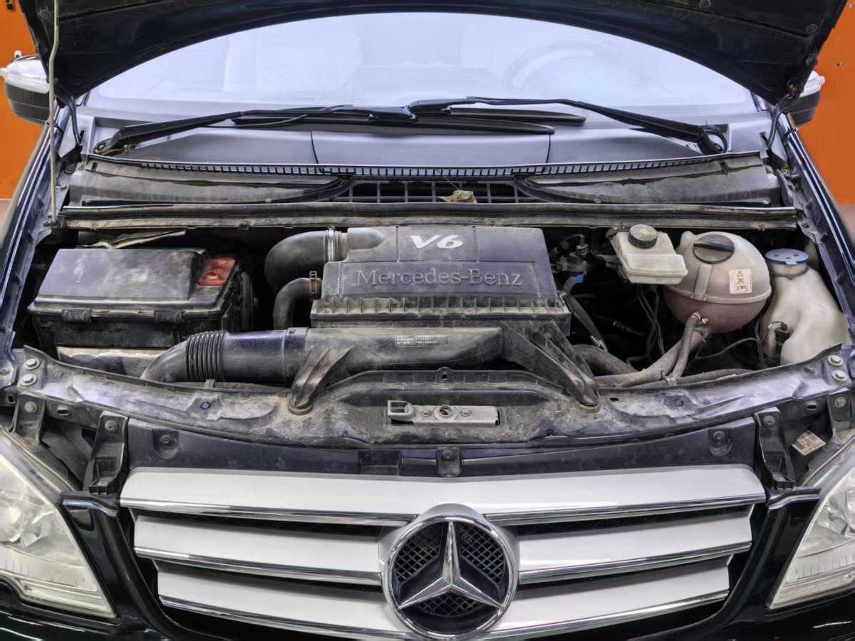 Mercedes-Benz Viano (Imported) 2012 immagine di auto #12