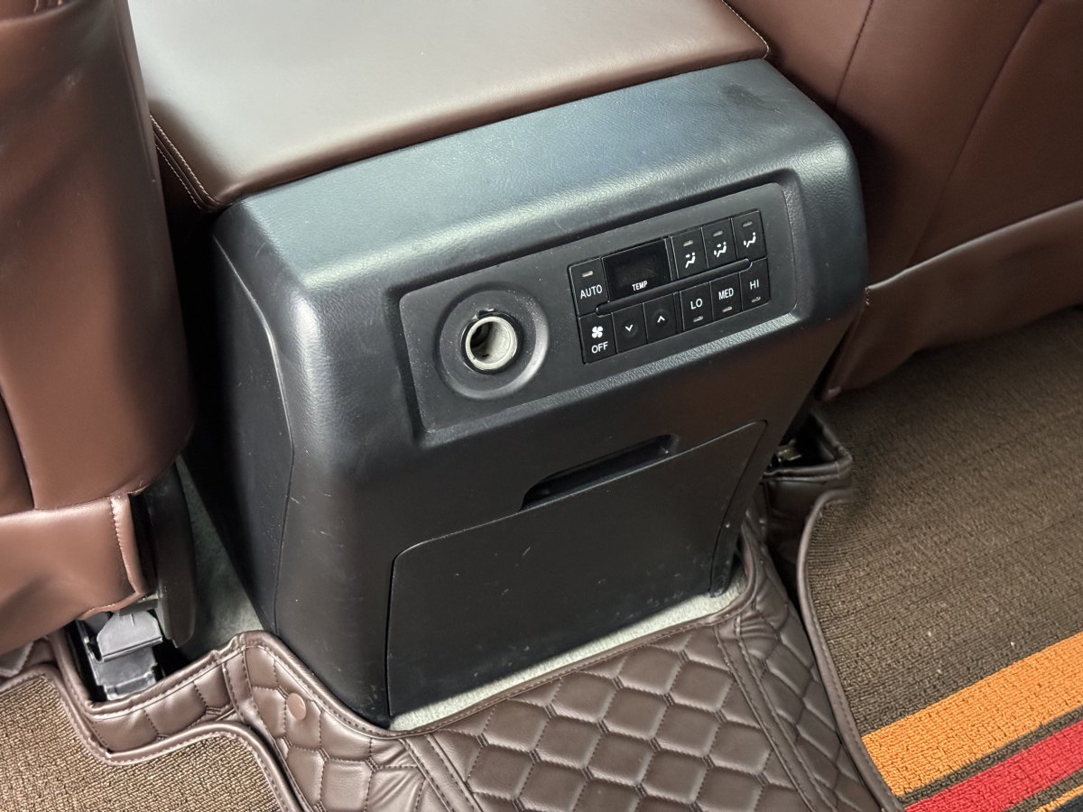 Toyota Sequoia 2009 #12 Toyota Sequoia 2009 imagen de coche #12