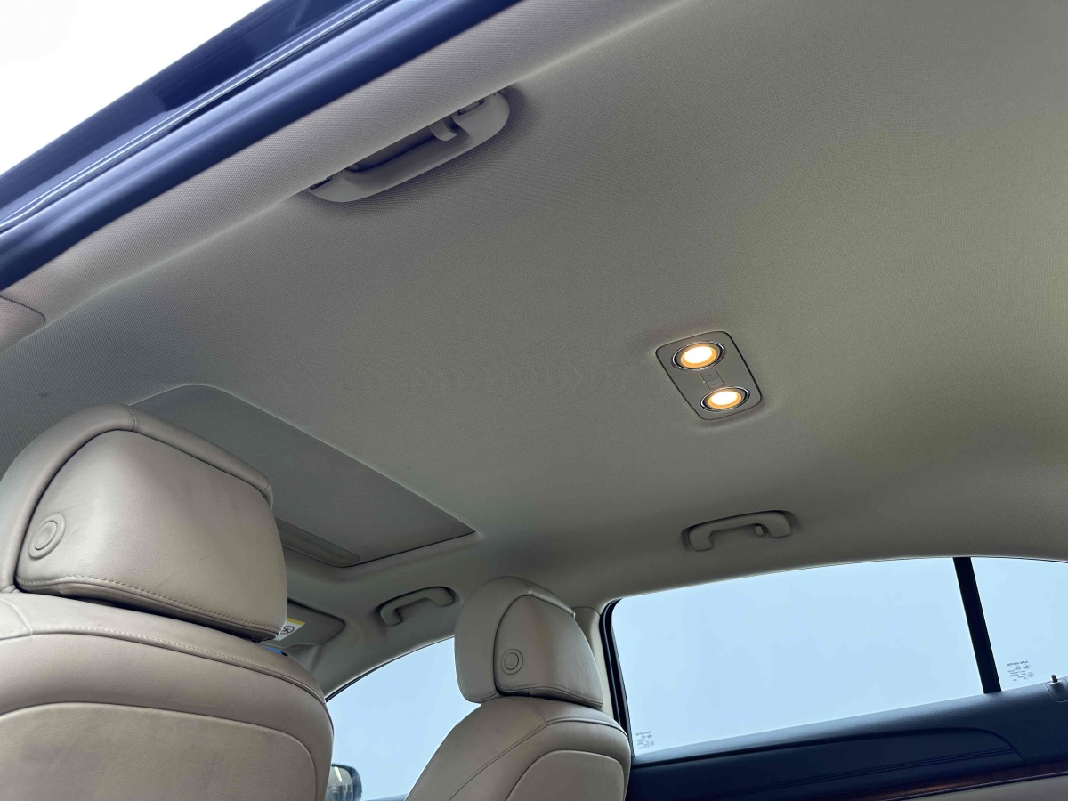 荣威 荣威950 2015 汽车图片 #12