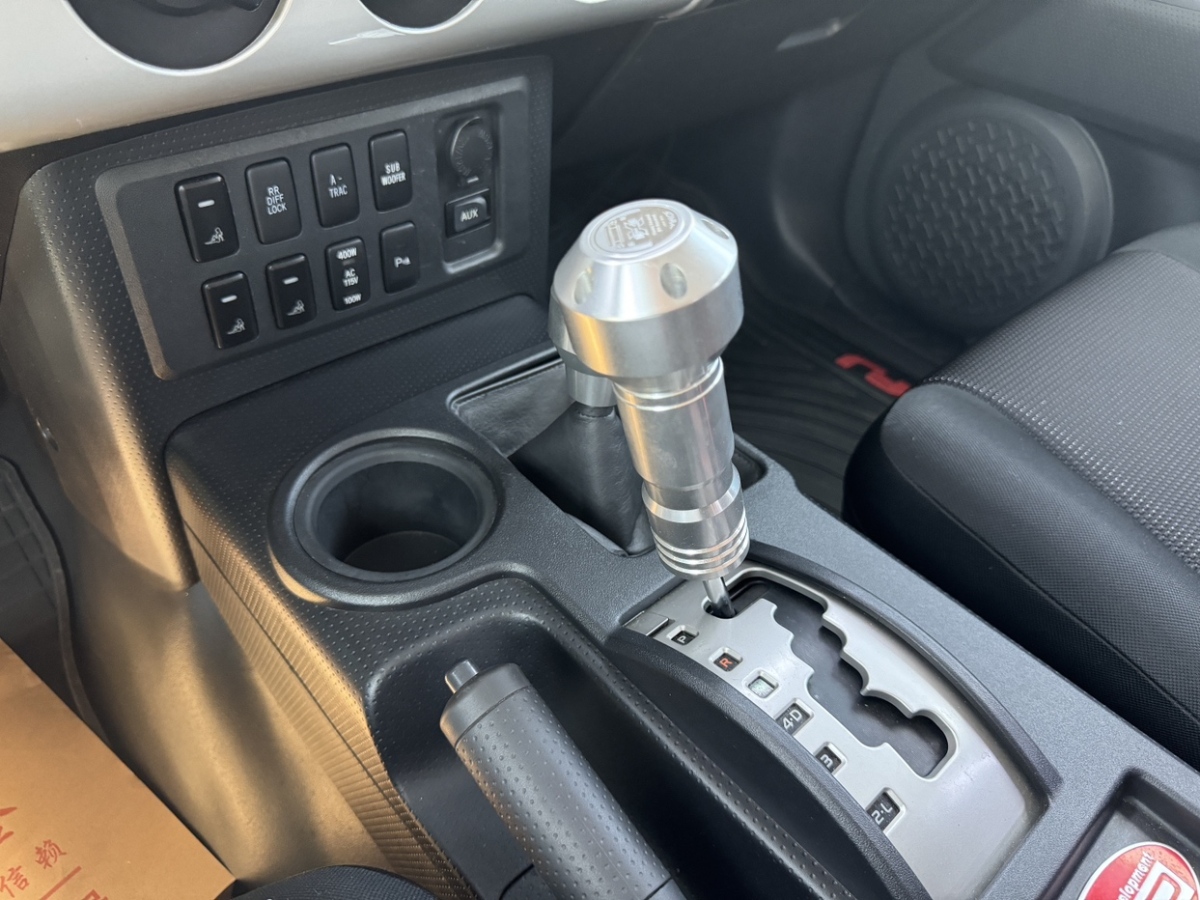 Toyota FJ Cruiser 2007 immagine di auto #12