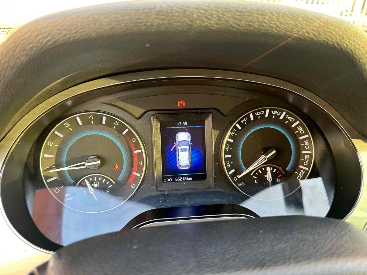 Haval H2 2017 #12 Haval H2 2017 car image #12