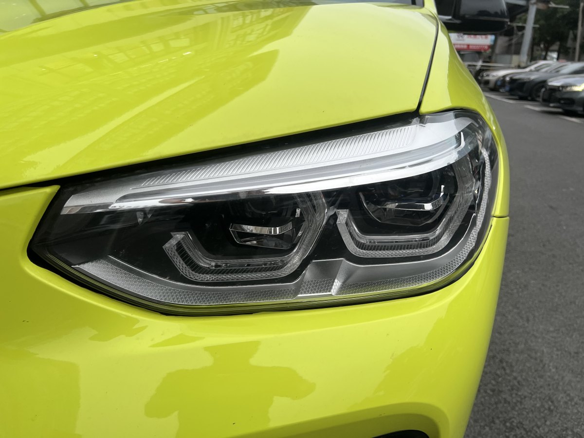 BMW X4 2019 car image #12