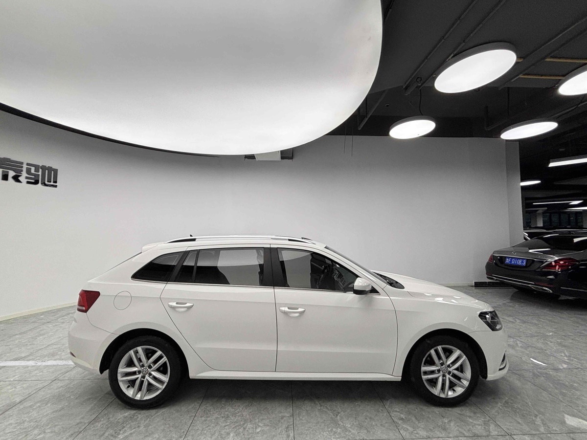 Volkswagen Gran Lavida 2017 #12 Volkswagen Gran Lavida 2017 car image #12
