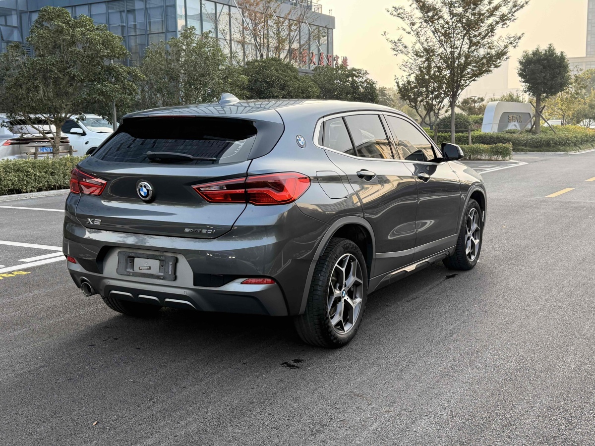 BMW X2 2019 car image #12