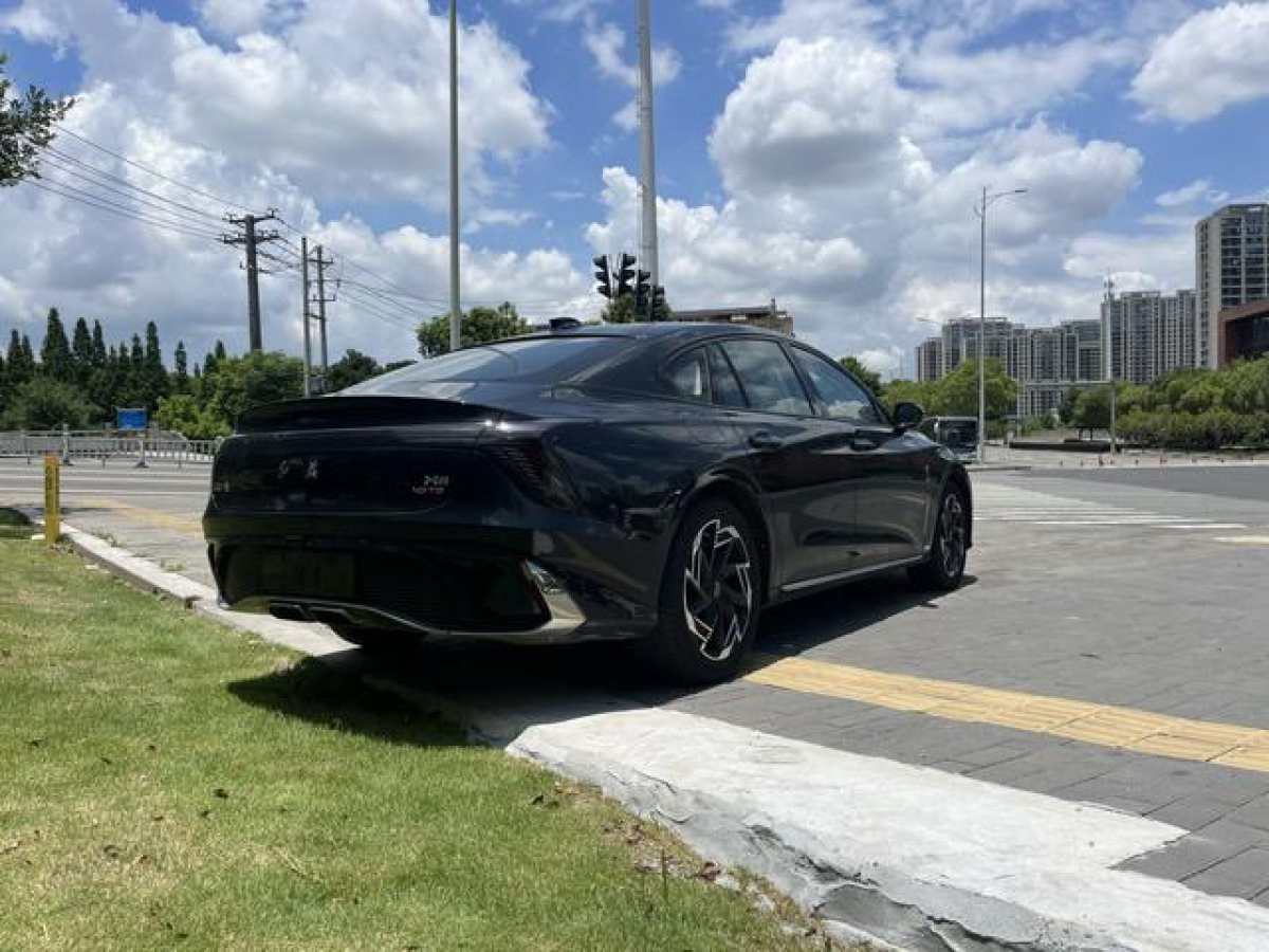 HongQi H6 2024 #12 HongQi H6 2024 car image #12