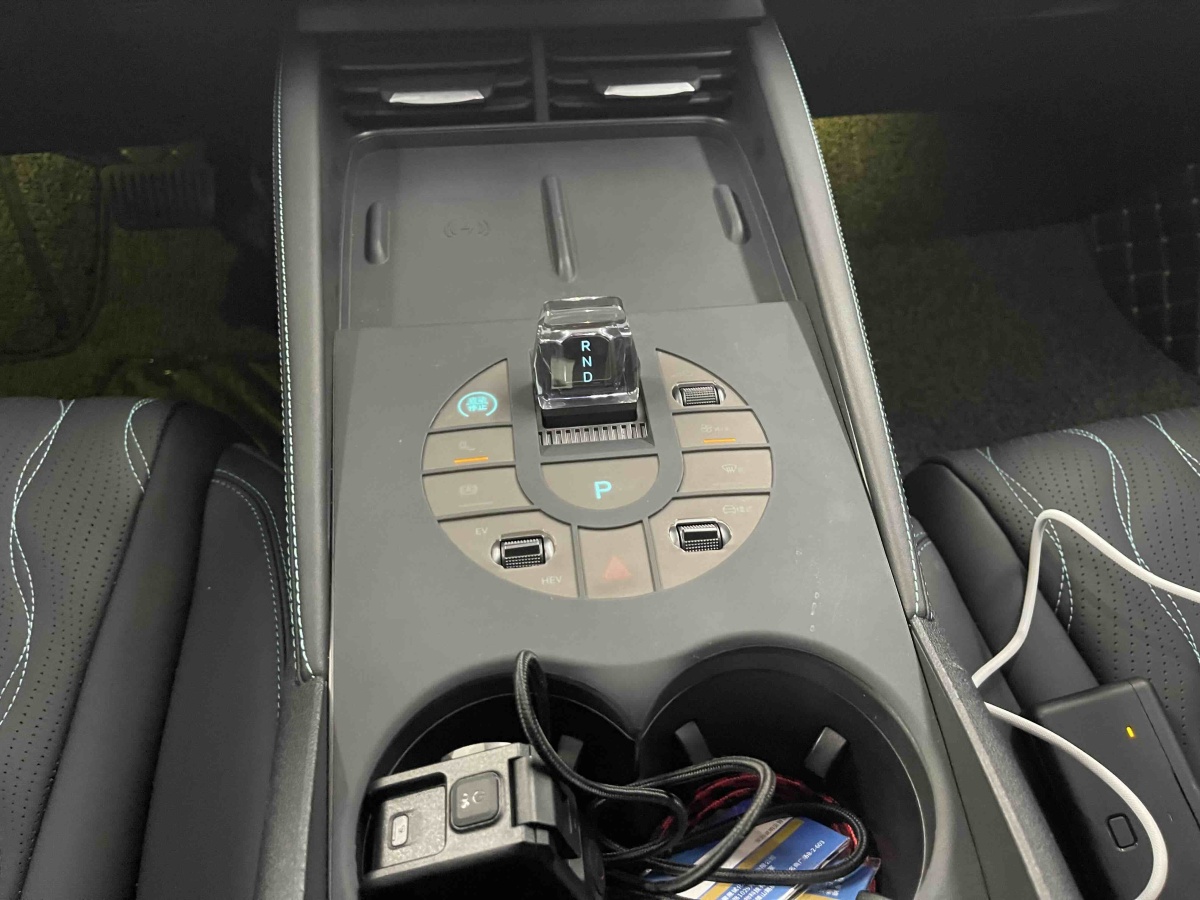 BYD Seal 06 DM-i 2024 immagine di auto #12