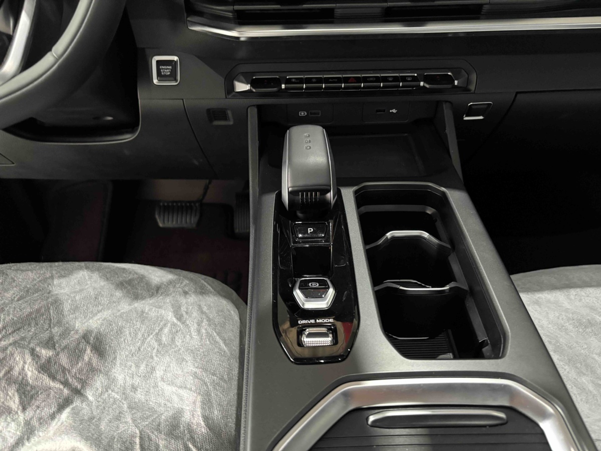 GEELY Okavango L 2025 imagem de carro #12