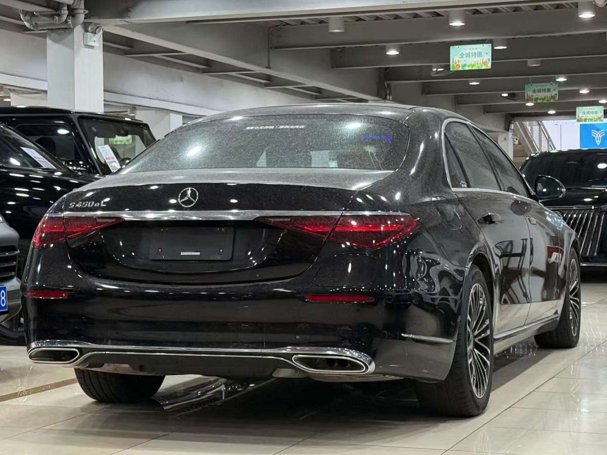 Mercedes-Benz E Class New Energy 2023 car image #12