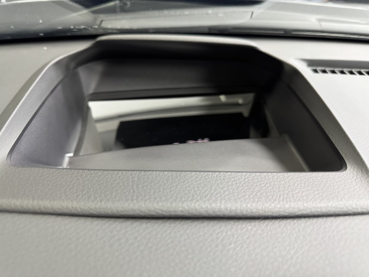 Toyota Granvia 2024 #12 Toyota Granvia 2024 immagine di auto #12