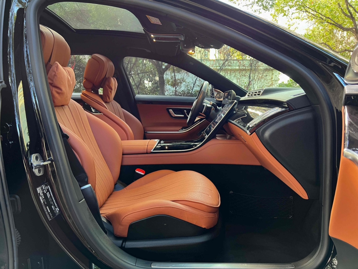 Mercedes-Benz GL AMG 2023 immagine di auto #12