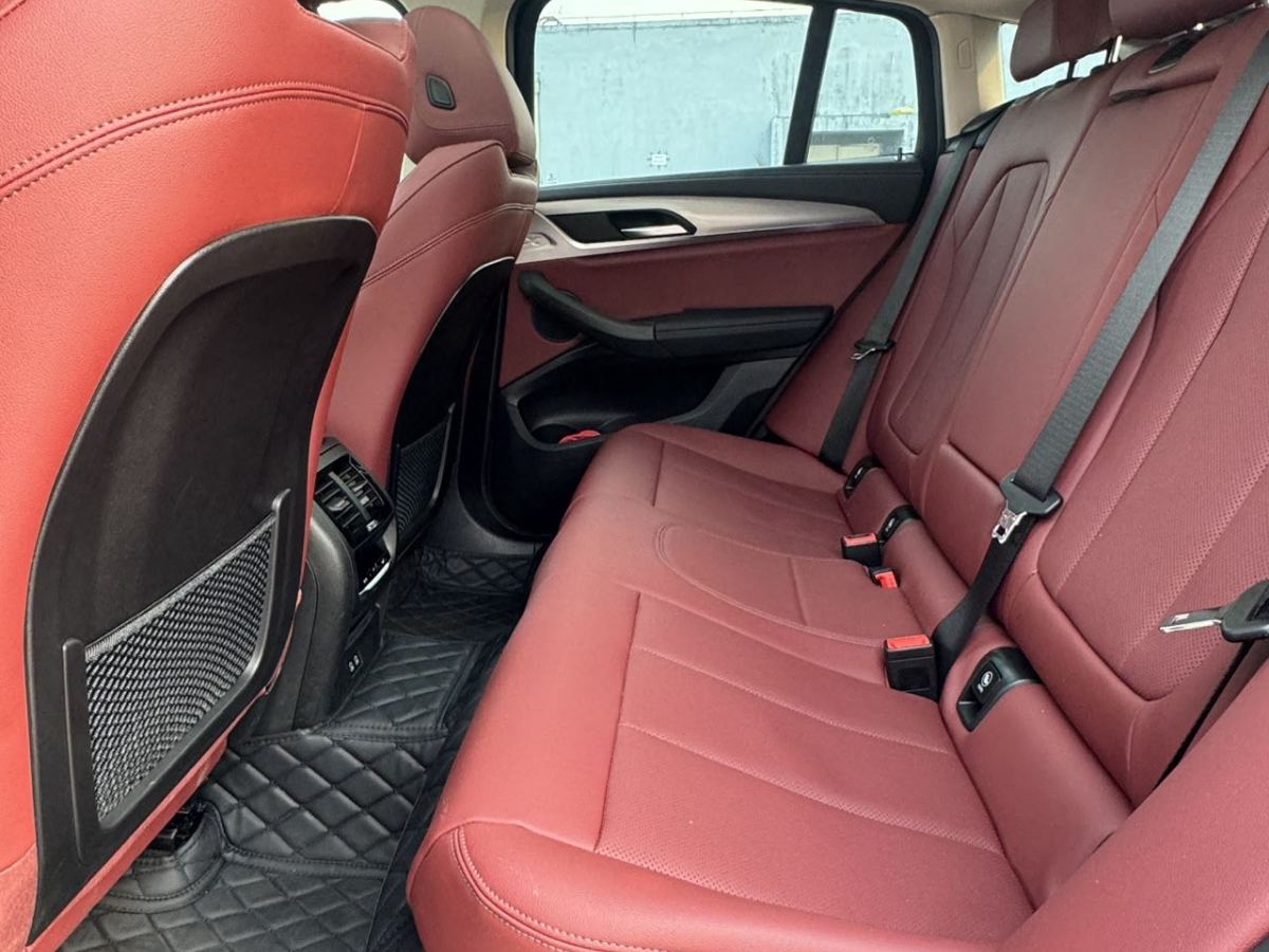 BMW X4 2022 صورة سيارة #12