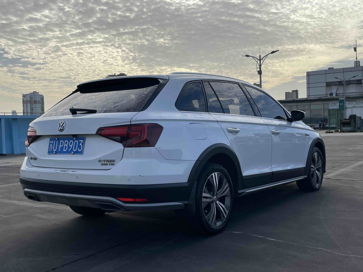 Volkswagen C-Trek 2017 immagine di auto #12