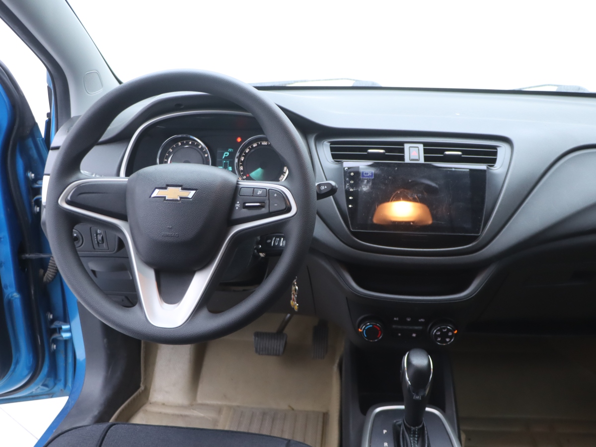 Chevrolet Lova 2016 car image #12