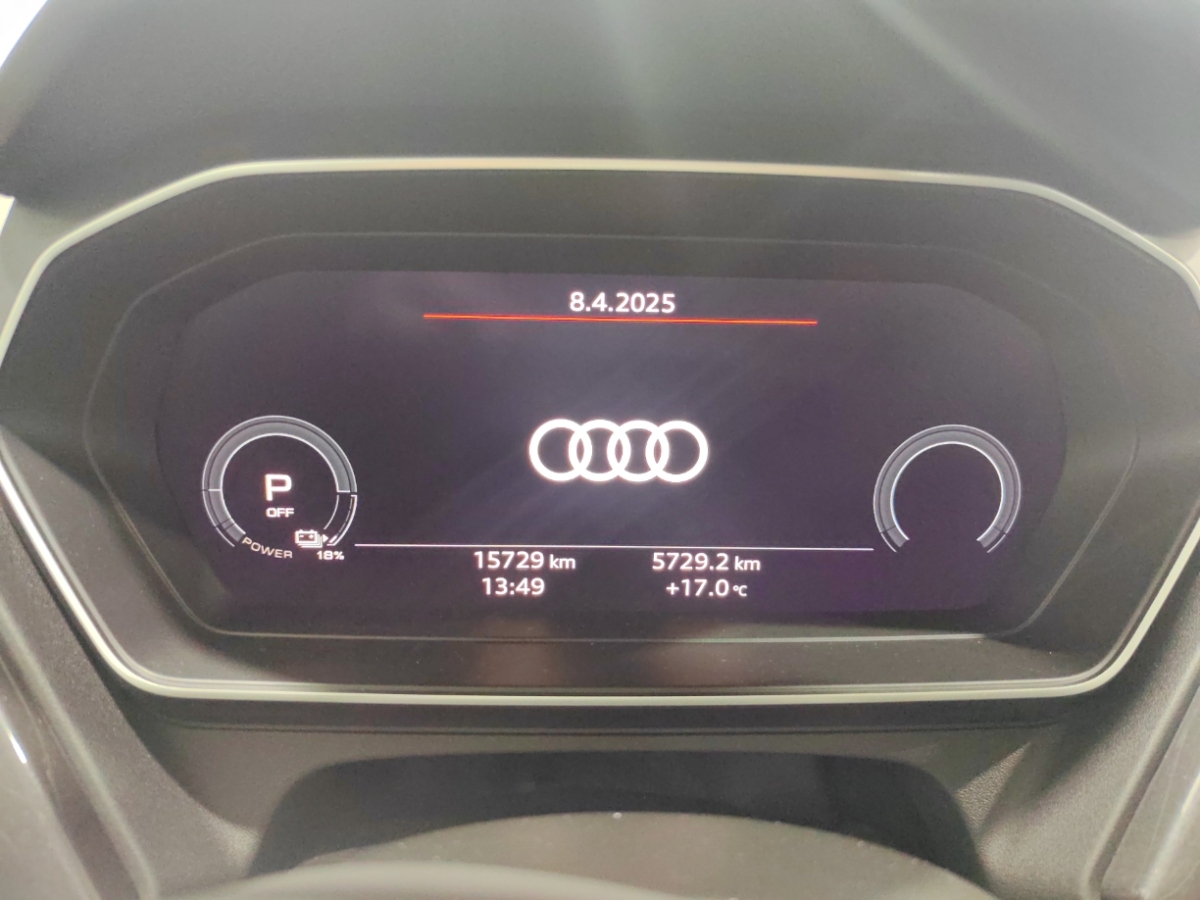 Audi Q4 e-tron 2024 #12 Audi Q4 e-tron 2024 صورة سيارة #12