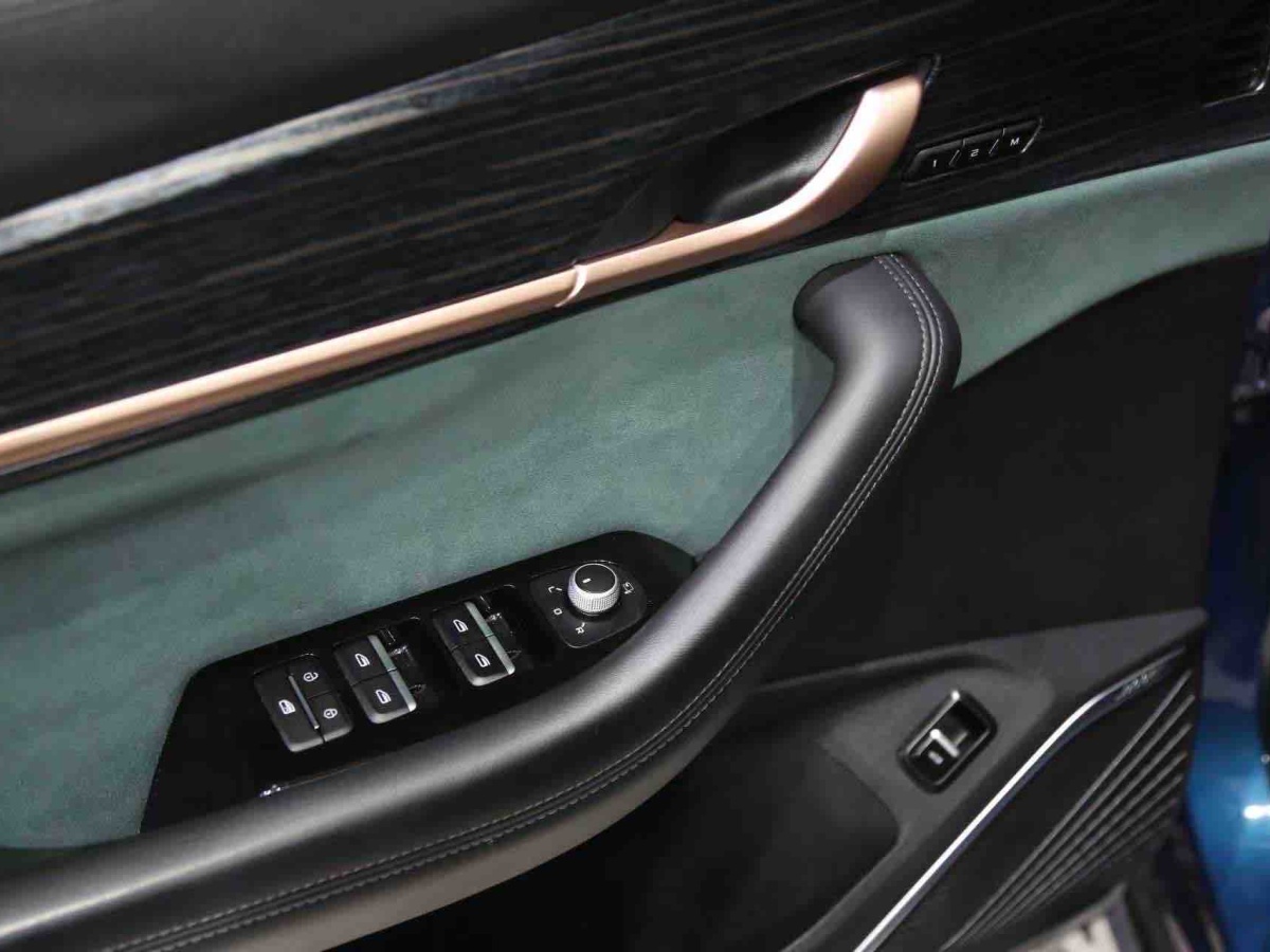 GEELY Tugella 2022 #12 GEELY Tugella 2022 car image #12