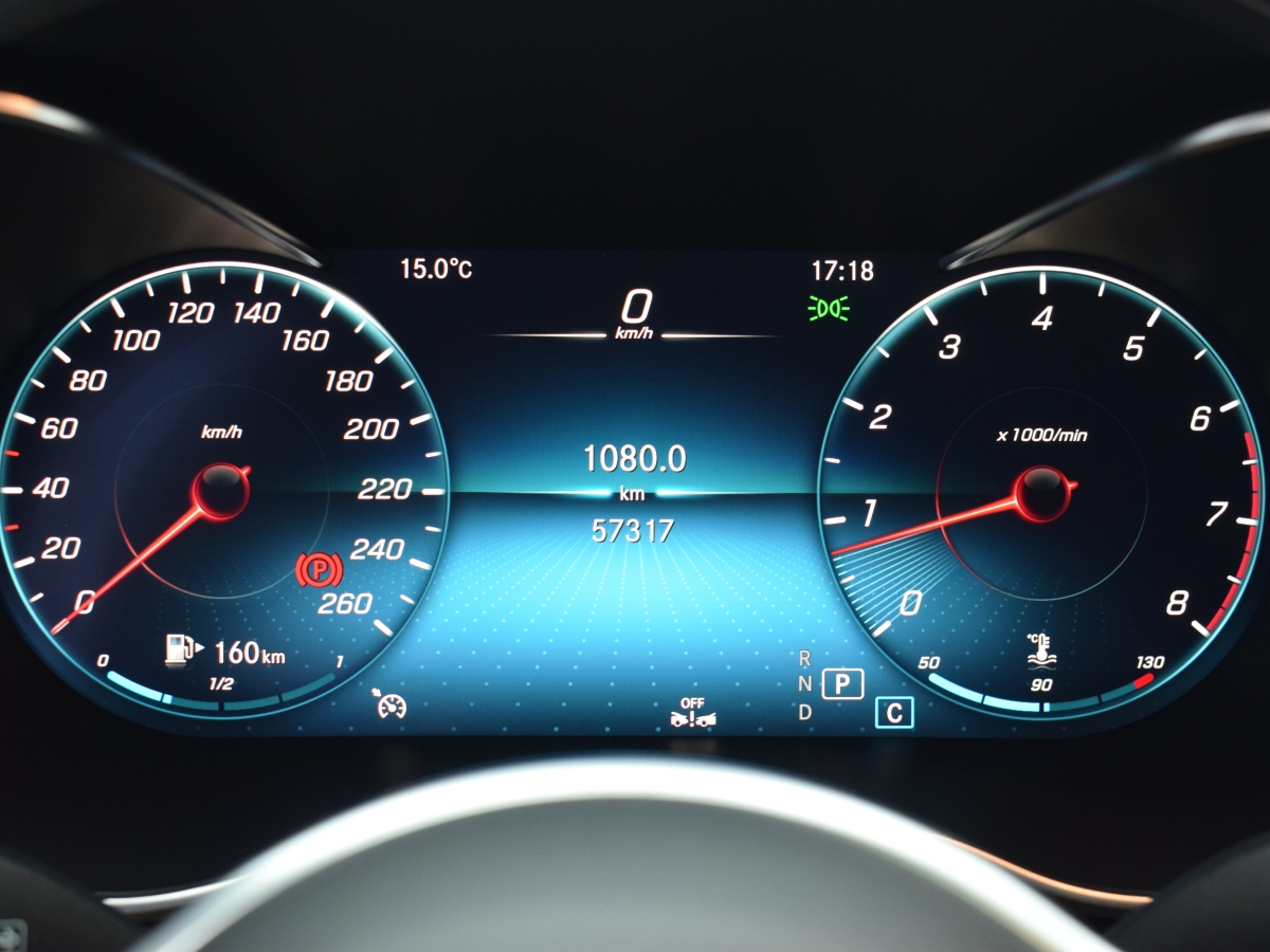 Mercedes-Benz GLC Coupe 2022 immagine di auto #12