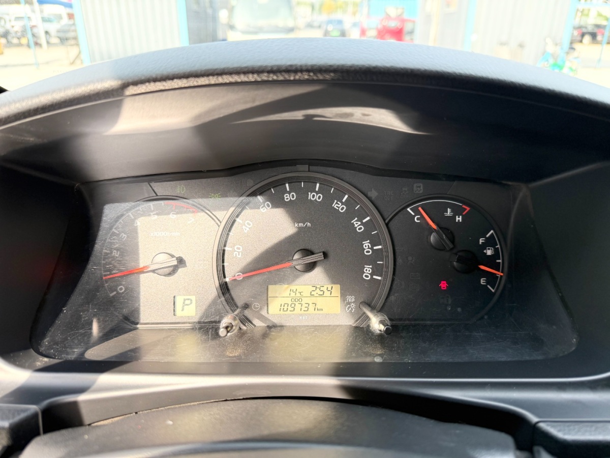 Toyota Hiace 2015 #12 Toyota Hiace 2015 immagine di auto #12