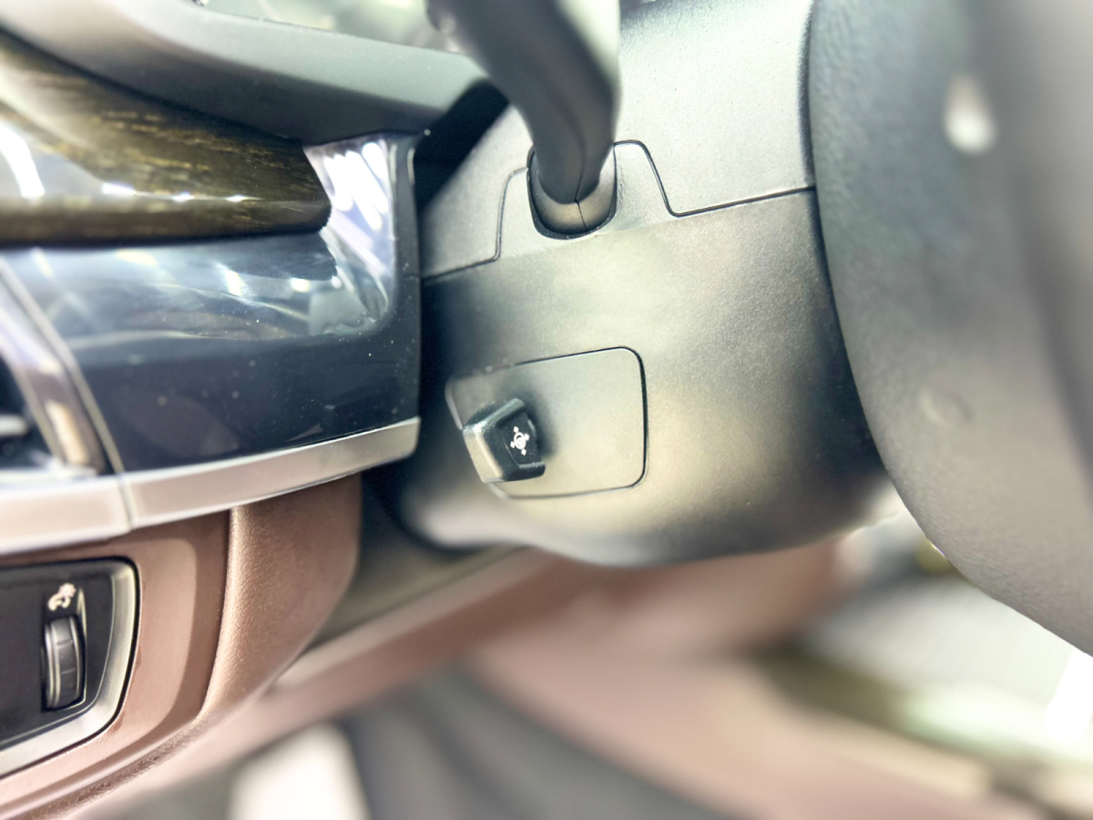 BMW X5 (Imported) 2015 #12 BMW X5 (Imported) 2015 imagem de carro #12