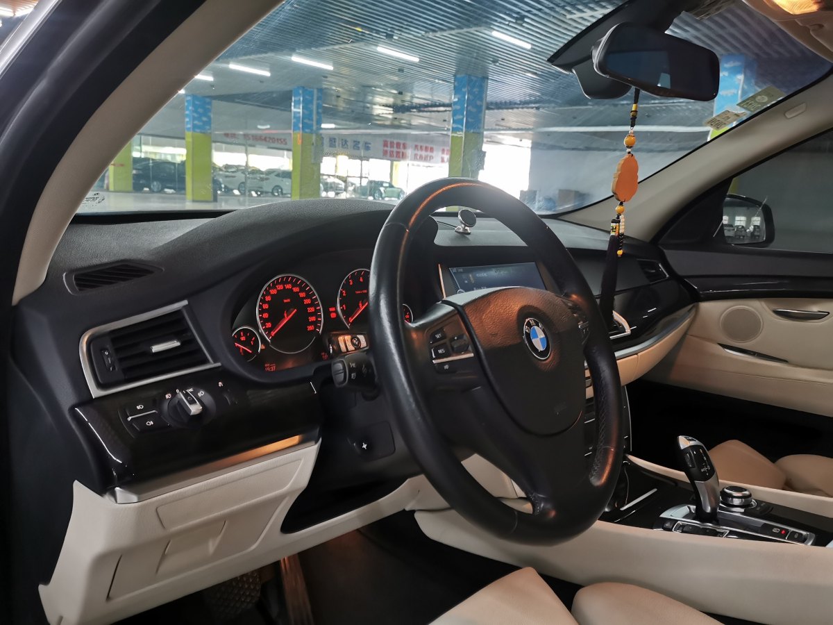 BMW 5 Series GT 2010 #12 BMW 5 Series GT 2010 immagine di auto #12