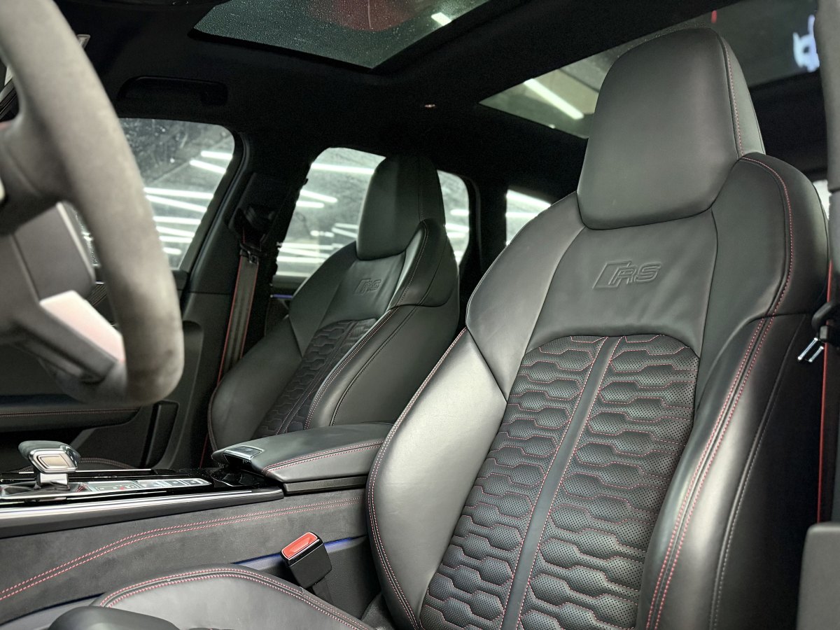 Audi RS 6 2023 car image #12