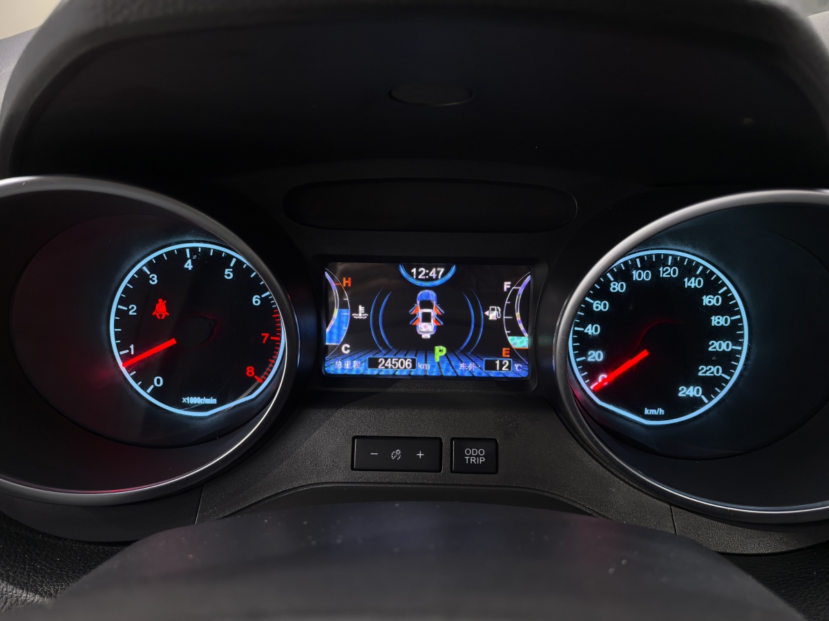 BYD Yuan 2017 imagen de coche #12