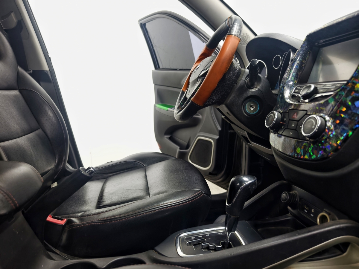 Changan CS35 2014 car image #12