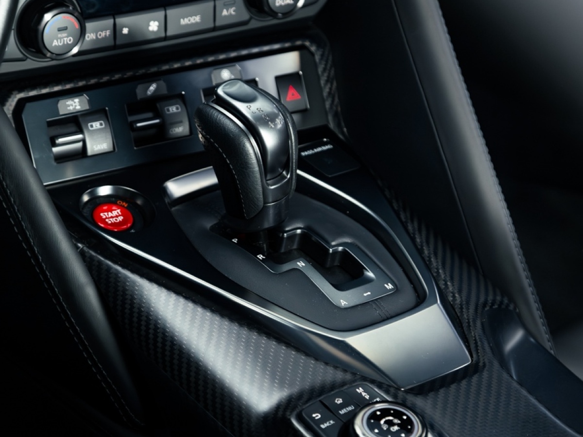 日产 日产GT-R 2024 汽车图片 #12