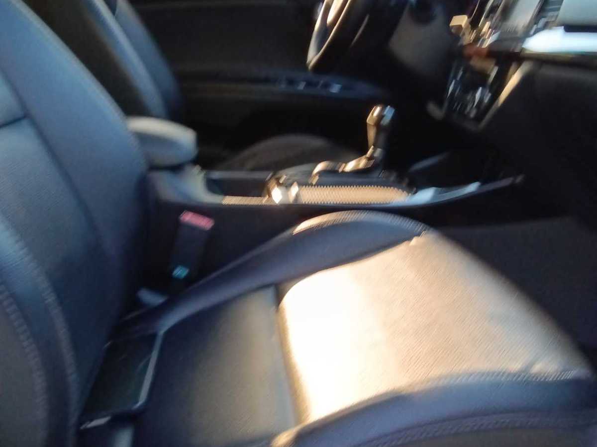 起亚 起亚K4 2015 汽车图片 #12