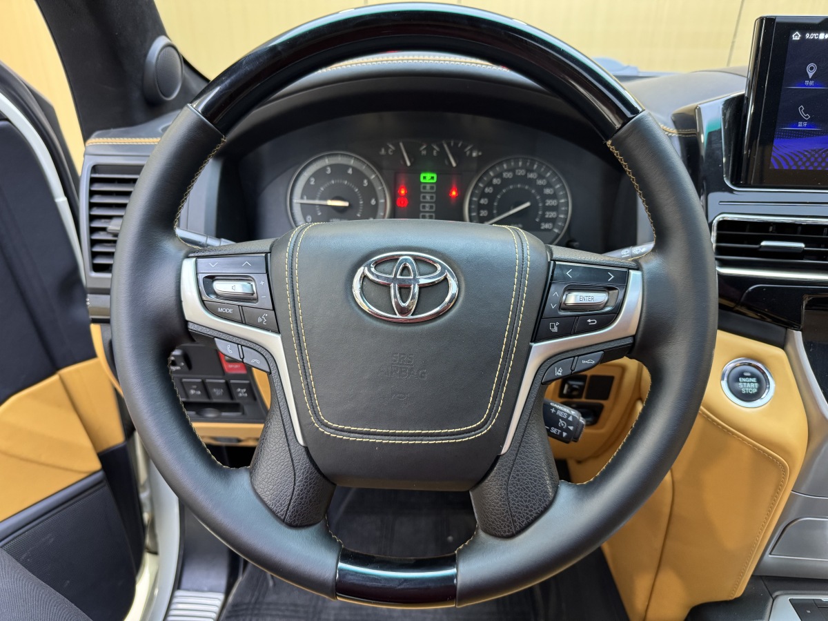 丰田 兰德酷路泽 2014 汽车图片 #12