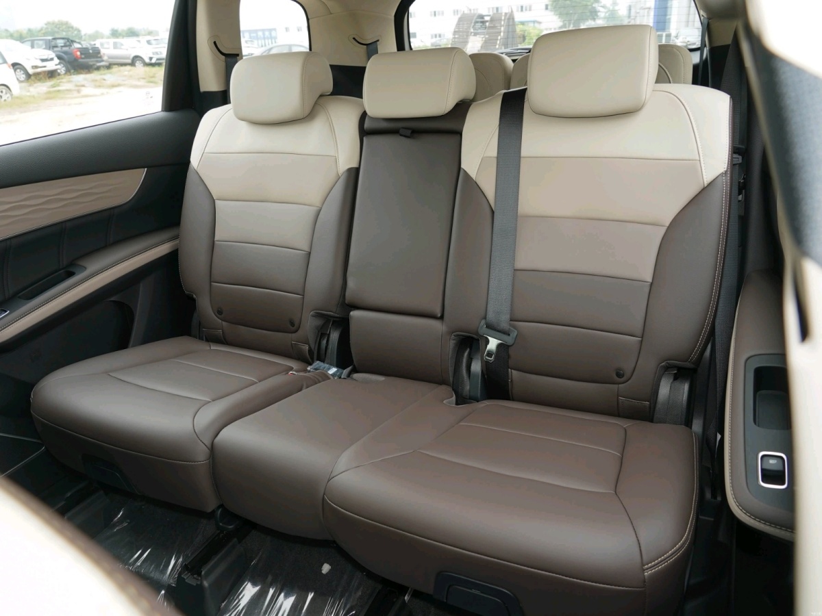 BYD Song MAX New Energy 2023 car image #12