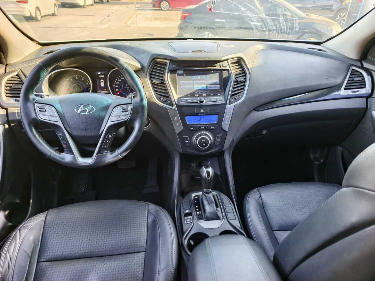 Hyundai Santa Fe 2014 #12 Hyundai Santa Fe 2014 car image #12