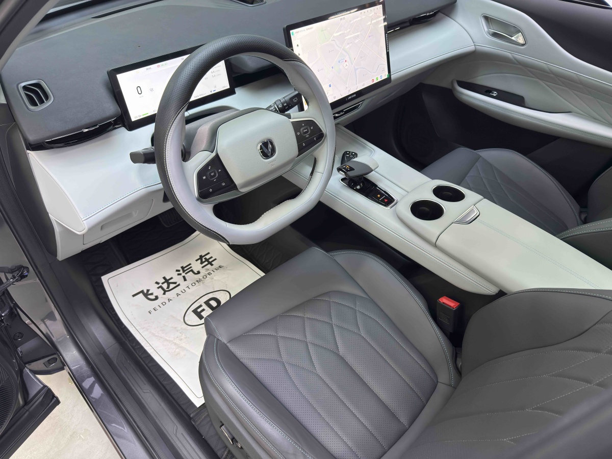 Changan UNI-Z PHEV 2025 #12 Changan UNI-Z PHEV 2025 car image #12