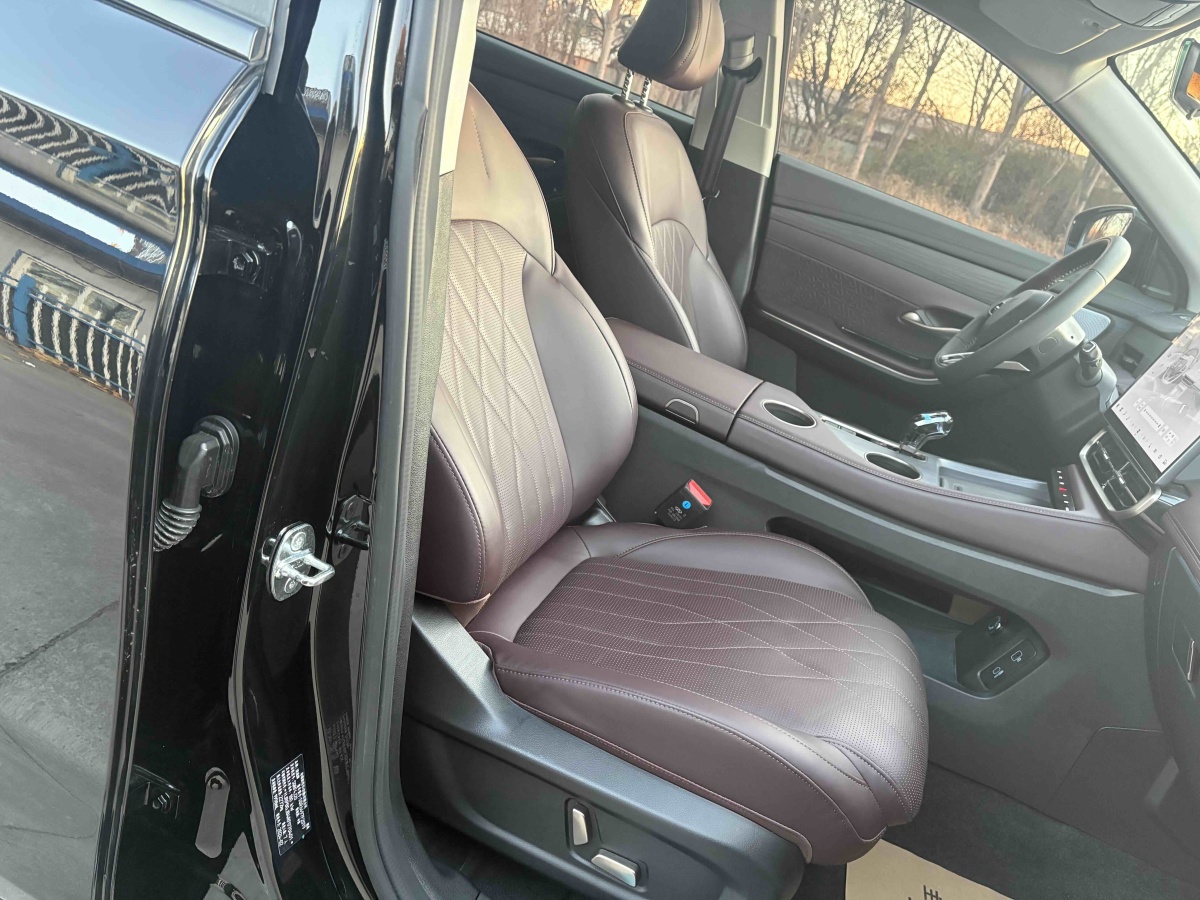 Jetour X90 PRO 2024 car image #12