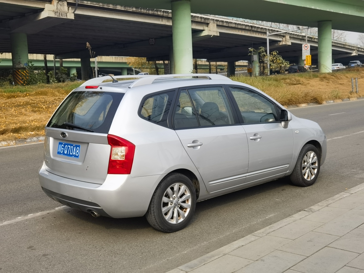 起亚 佳乐 2012 汽车图片 #12