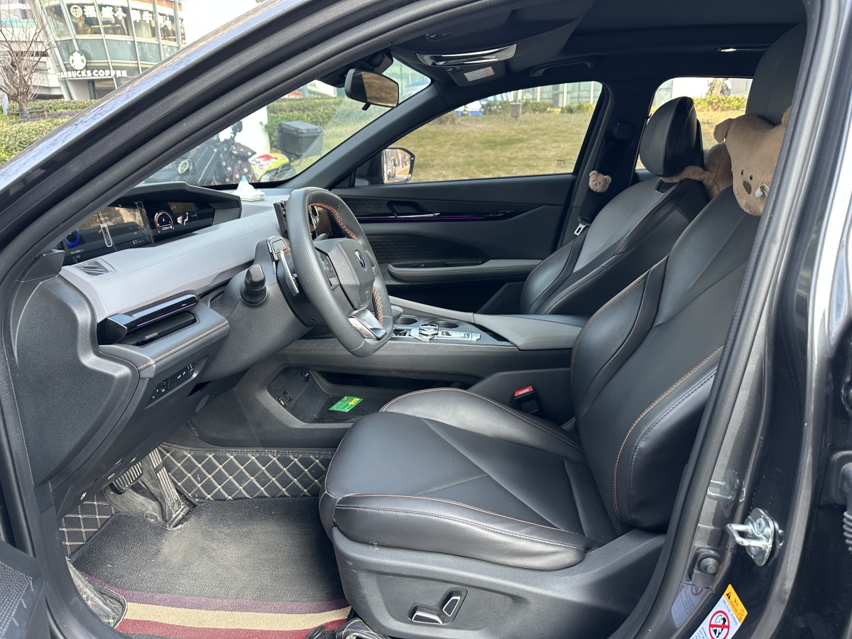Changan UNI-V 2022 car image #12