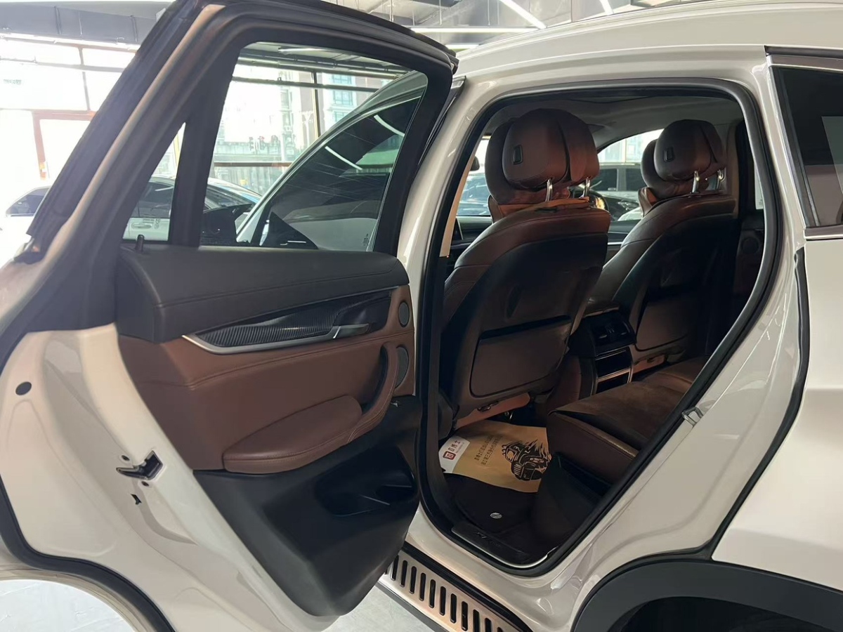 BMW 2015 car image #12