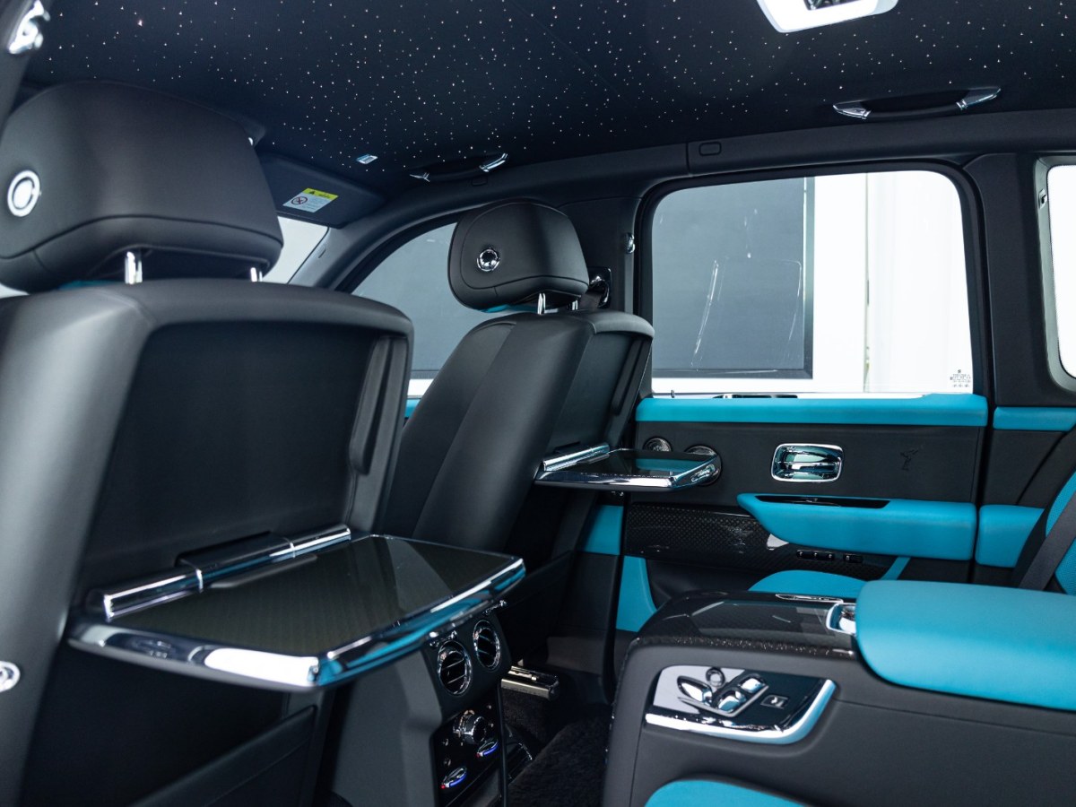 Rolls-Royce Cullinan 2021 car image #12